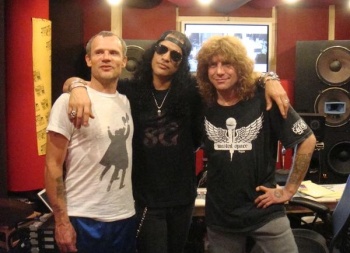Slash, Flea & Steven Alder en studio